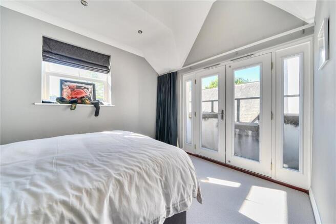 2 bed Apartment for sale Image 10