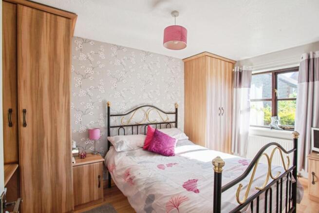 3 bed Semi-Detached for sale Image 7