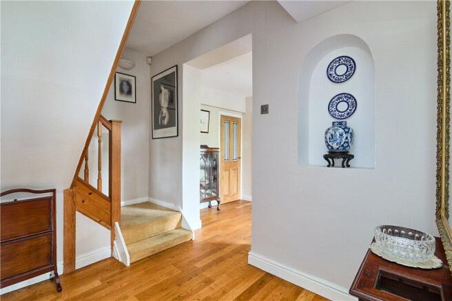 4 bed Detached for sale Image 8