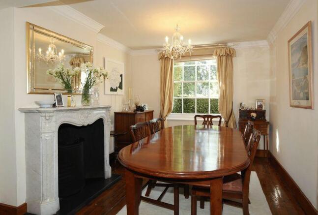 DINING ROOM 1