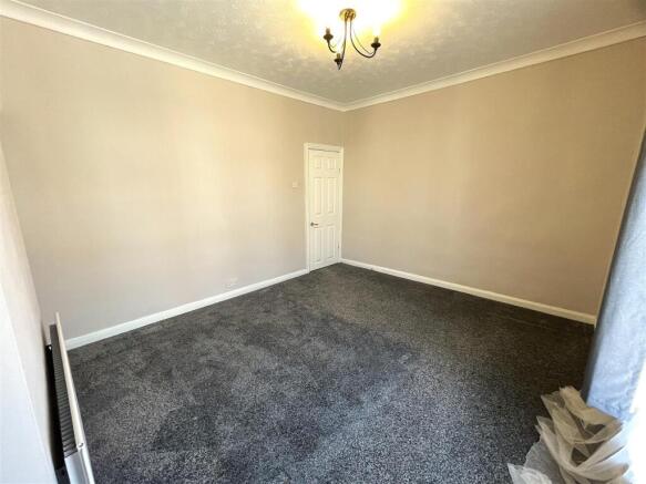 2 bed Terraced for sale Image 9