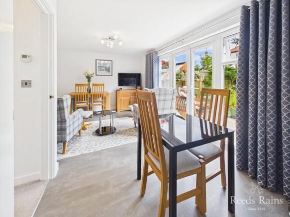 4 bed Detached for sale Image 6