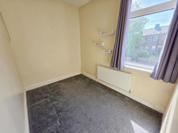 2 bed Terraced for sale Image 8
