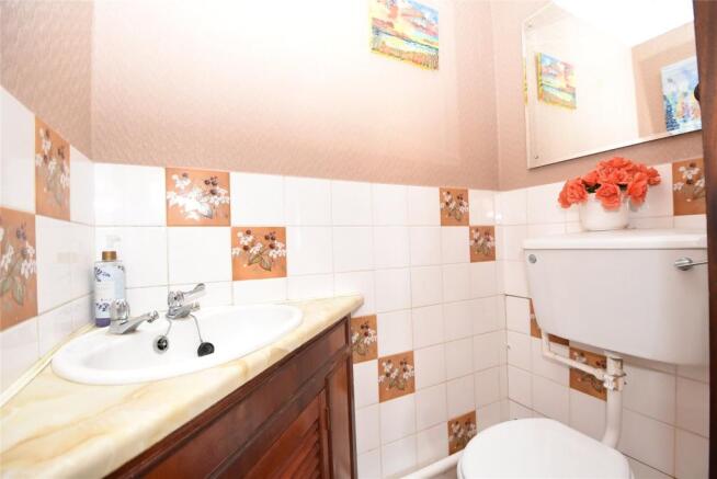 Ground Floor Wc