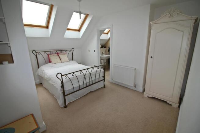 bed1.JPG