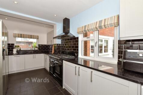 Twiss Grove, Hythe, Kent