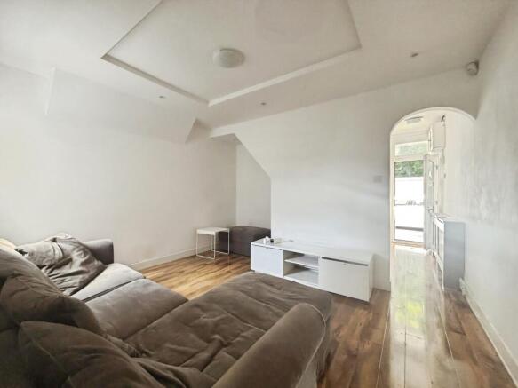 Chargeable Street, London, E16 photo 4