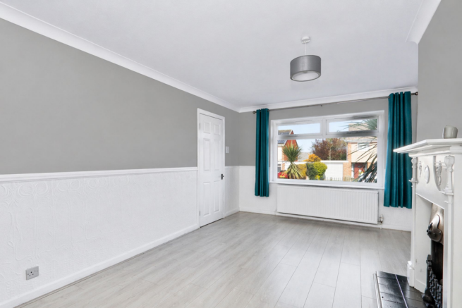3 bed Semi-Detached for sale Image 11