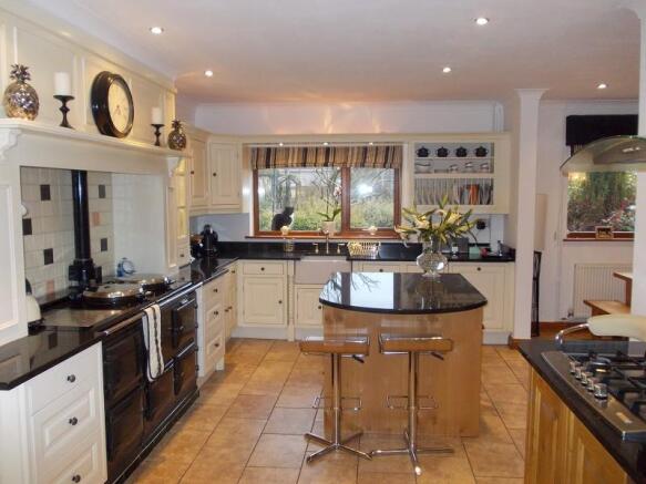 Kitchen / Breakfast Room