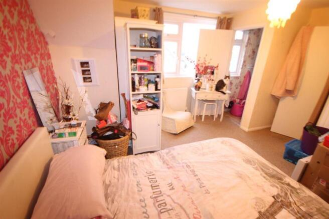 spacious open pla...