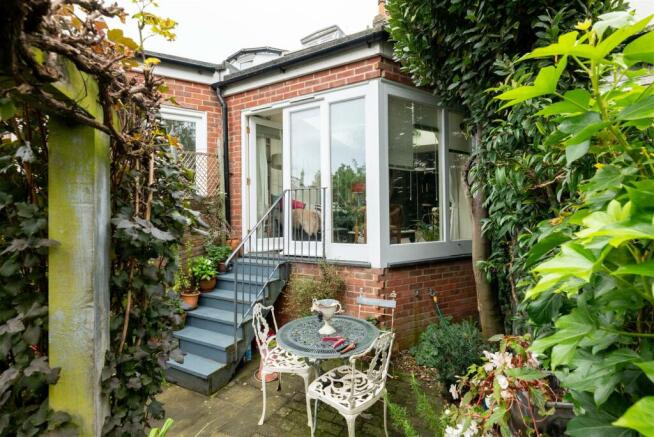 LE 57 Priory Street BN7 1HJ-26.jpg