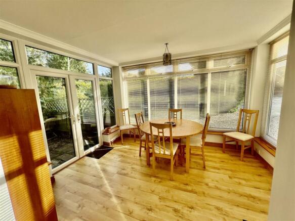 CONSERVATORY/ENTRANCE
