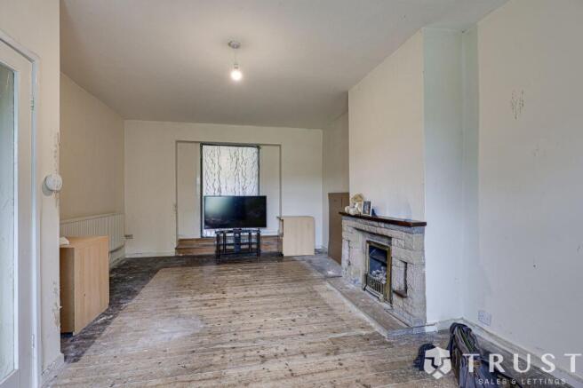 3 bed Semi-Detached for sale Image 5