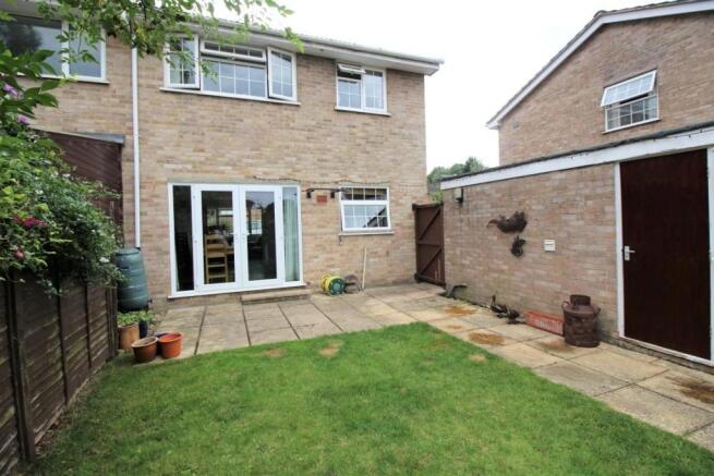 52 Primrose Close (13).JPG