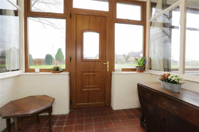 ENTRANCE PORCH