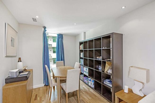 Kitchen/ Dining