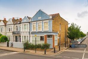 Flat C, 184, Munster Road, London SW6 6AU