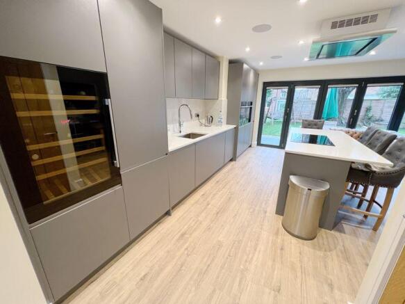 Fitted Kitchen