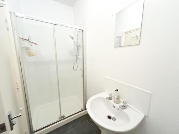 1 bed Apartment for sale Image 5