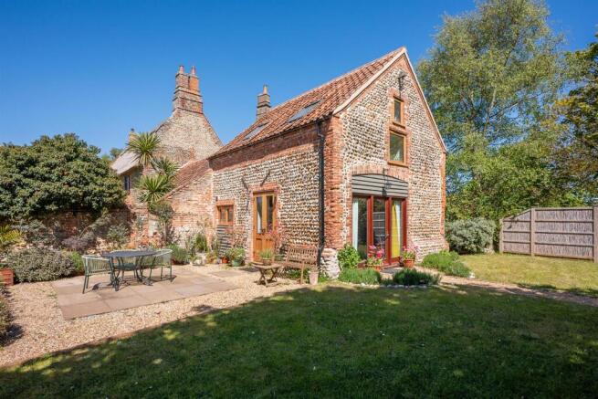 TheHayBarn,Bacton-6.jpg