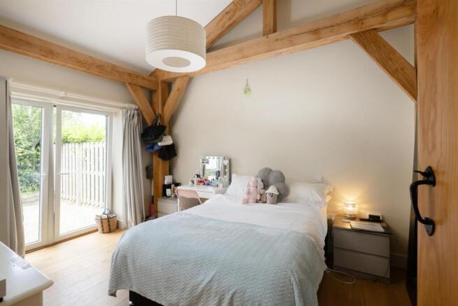 3 bed House for sale Image 9