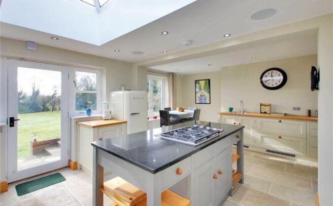 Kitchen/Breakfast
