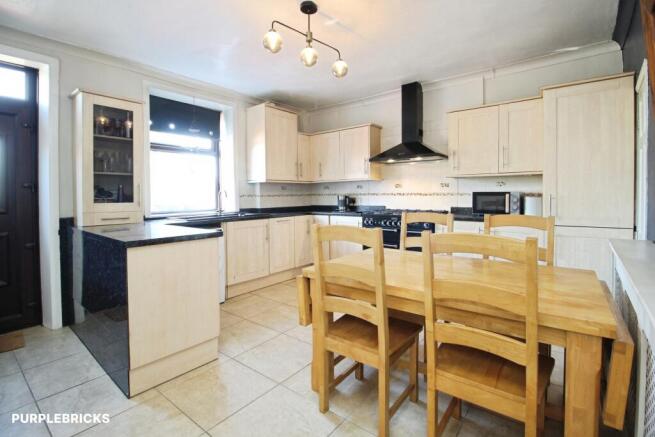2 bed Terraced for sale Image 5