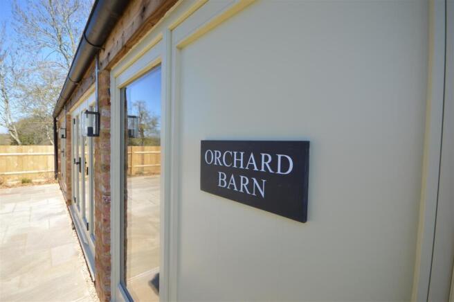 Orchard Barn (1).JPG