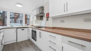 4, Howard Road, Surbiton KT5 8SA