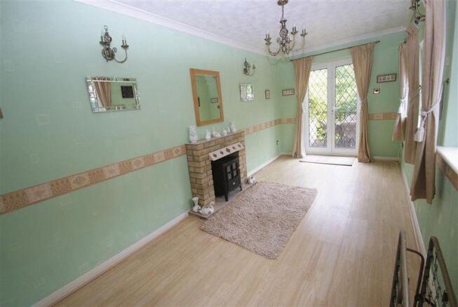 Family/Bedroom...