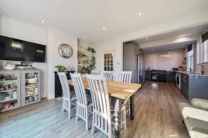 28, Yew Tree Road, Southborough, Tunbridge Wells TN4 0BA