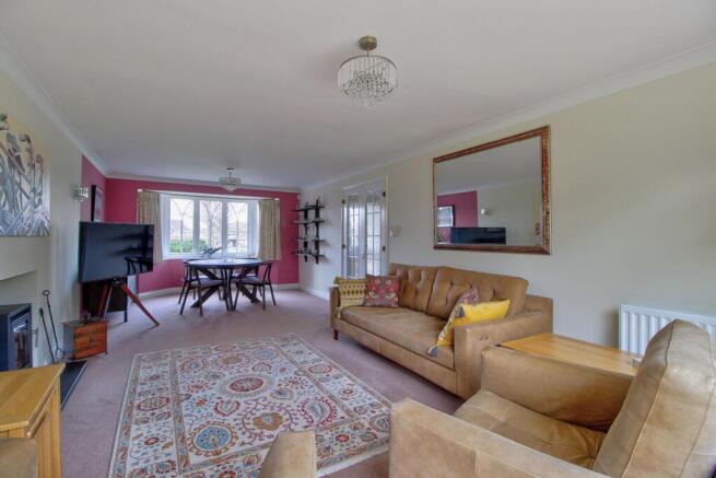 Living Room over 7.5m in length