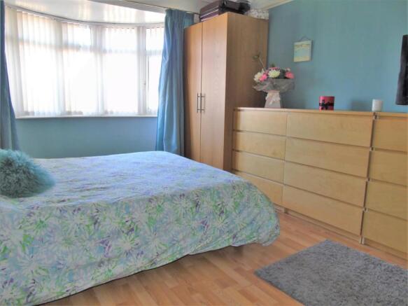 Bed1.JPG