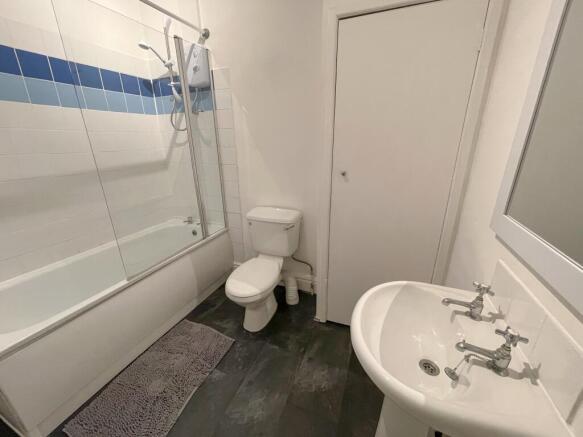 Flat 4, 31 Falkner S