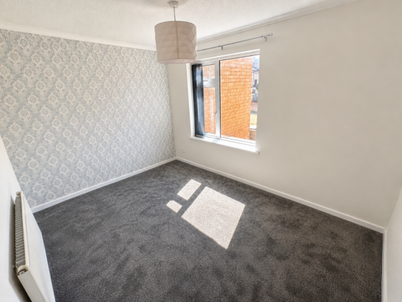 3 bed House to rent Image 9