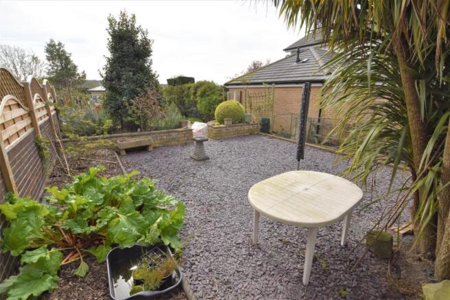 garden2.JPG