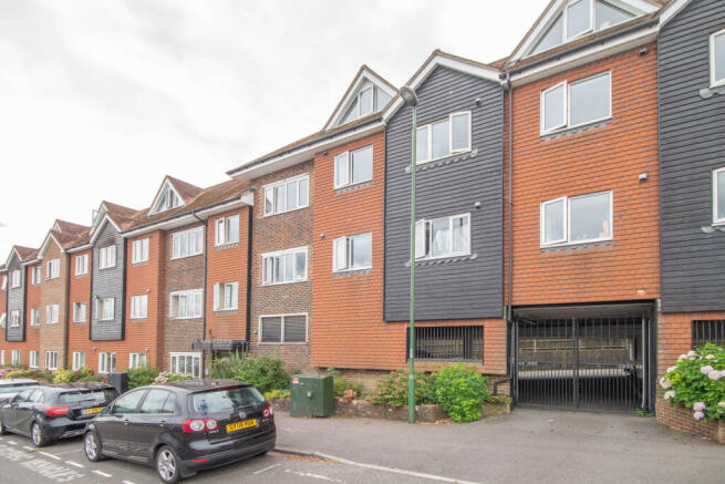 Harlands Road, Haywards Heath photo 2