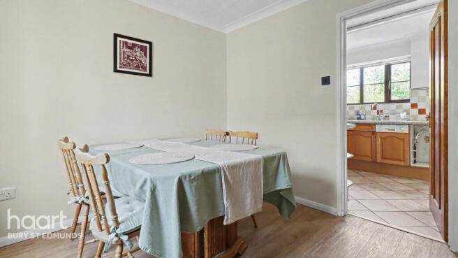 Chalk Lane, Ixworth, Bury St Edmunds photo 4
