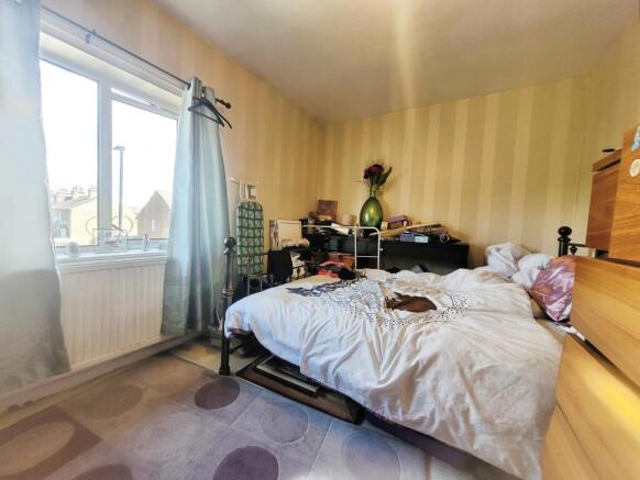 2 bed Terraced for sale Image 7