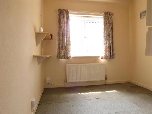 bedroom three 52 petersham road.JPG
