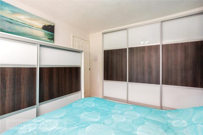 3 bed Town House for sale Image 9