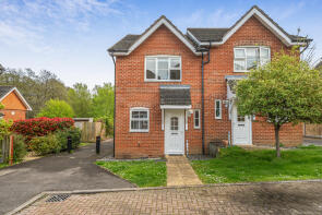 35, Crowhurst Crescent, Pulborough RH20 4QU