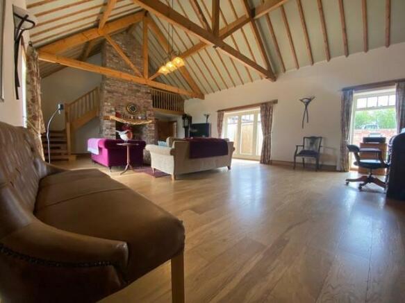 grananry licing 2.jpg