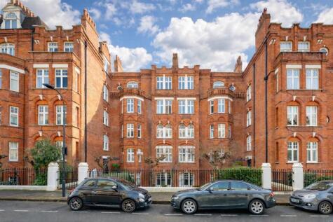 Hamlet Gardens, Hammersmith