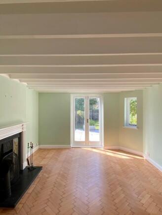 Full Living room ...