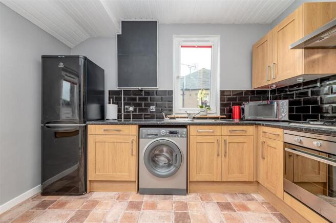 Kitchen/Dining Area