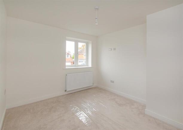23 Farm Road-bed5.jpg
