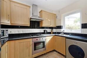 17, Broom Green, Sheffield S3 7XF
