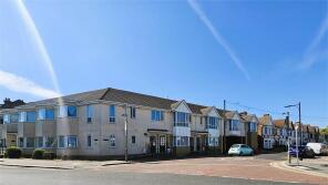 Flat 6, 111, West Road, Westcliff-on-sea SS0 9AZ