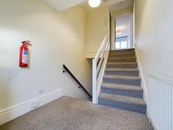 1 bed Flat to rent Image 8